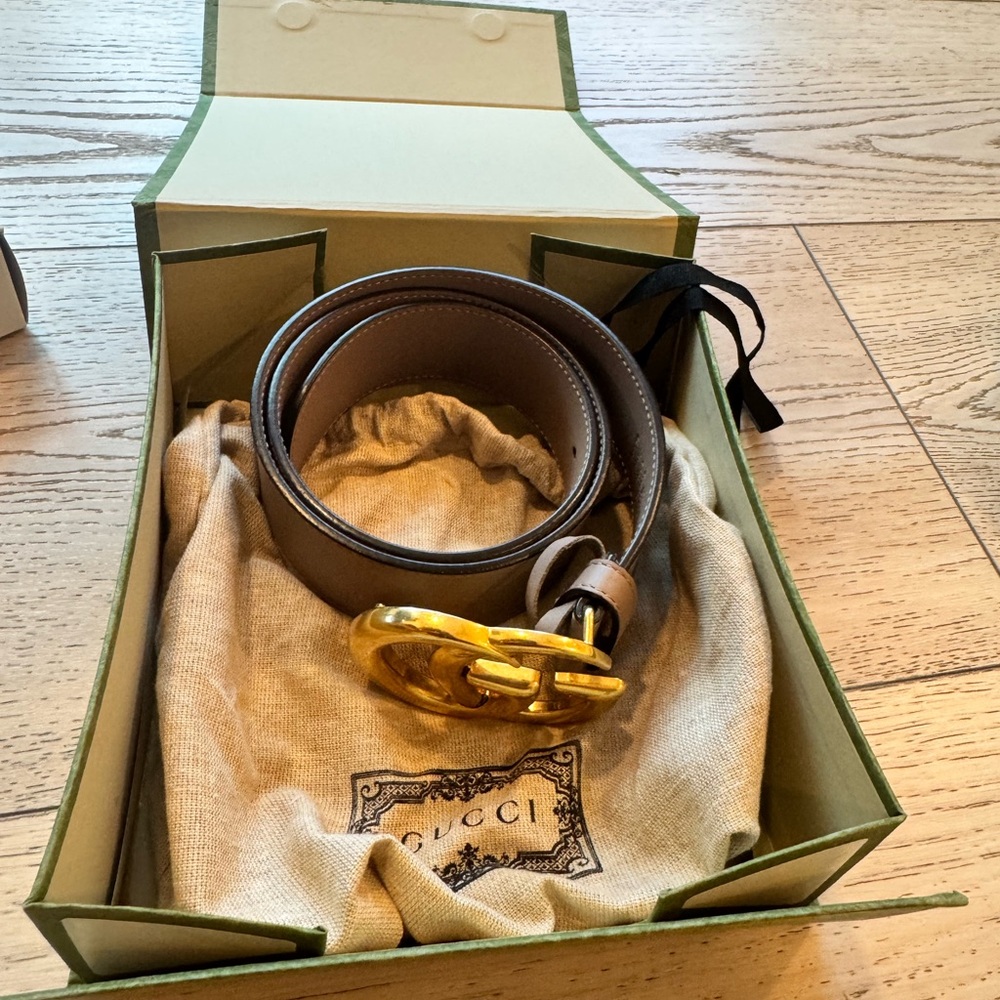 Gucci Gold GG Buckle Belt - Picture 3 of 3